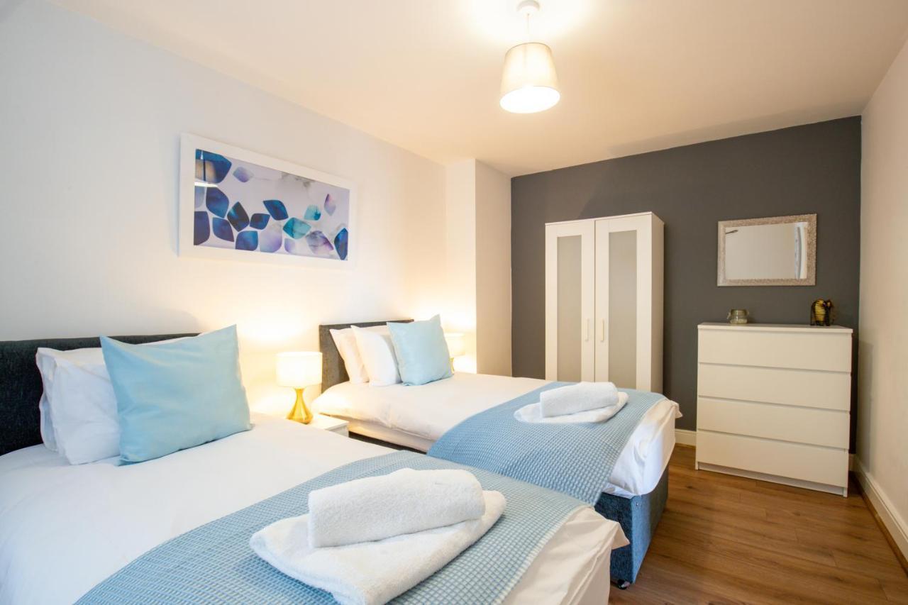 Velvet 1-Bedroom Apartment, Clockhouse, Hoddesdon Exterior foto